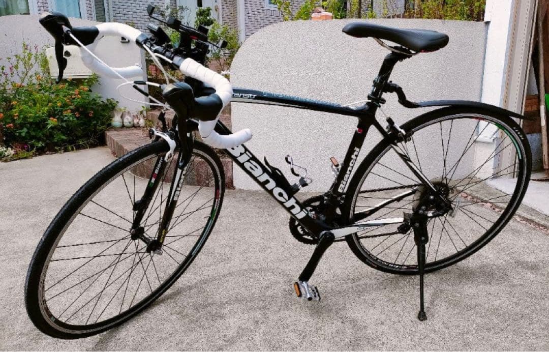 【直接引き取り限定】ロードバイク ビアンキインテンソ ソラ フルカーボン