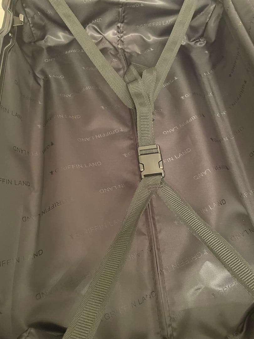 グリフィンランド　スーツケース　キャリーケース Mサイズ