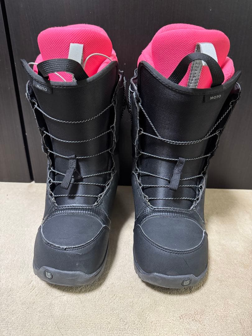 【美品】Burton Moto スノーボードブーツ ブラック/ピンク27.5cm