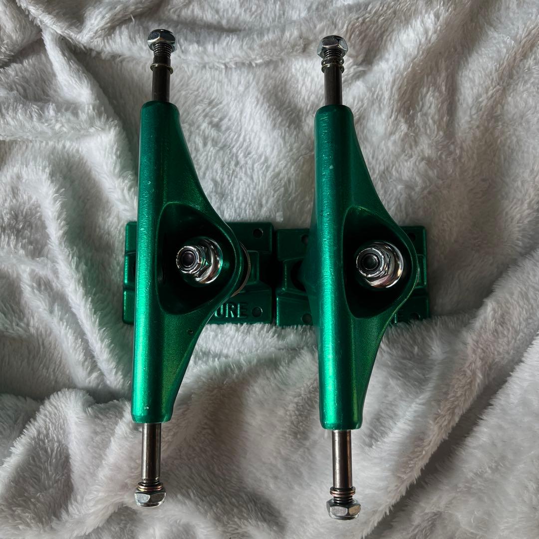 Venture Trucks ANODIZED 5.2HI 定価¥9460