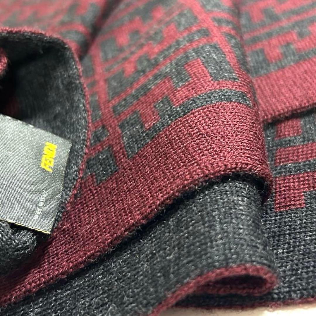 美品 フェンディ FENDI マフラー ウール FF柄 ダークグレーワインレッド