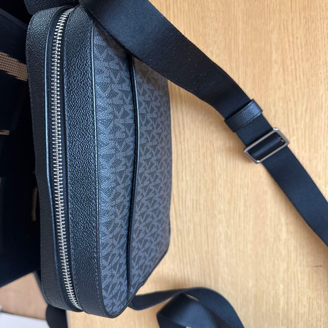 MICHAEL KORS ブラック ショルダーバッグ 保存袋付き