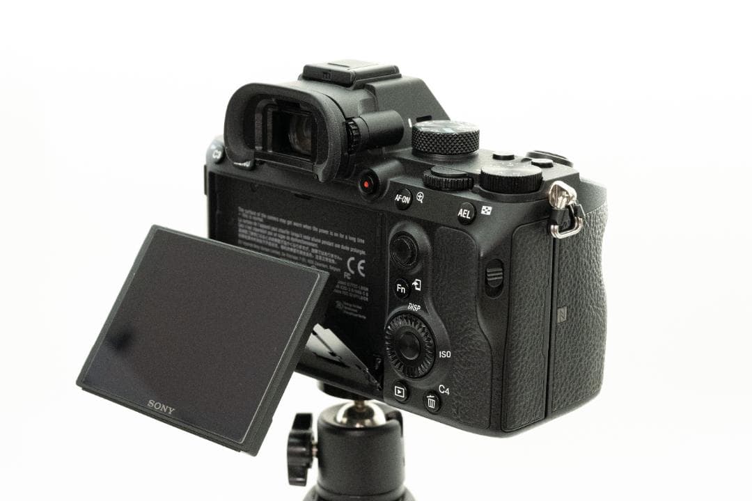 美品・SONY α7 III ILCE-7M3 ボディ箱付き