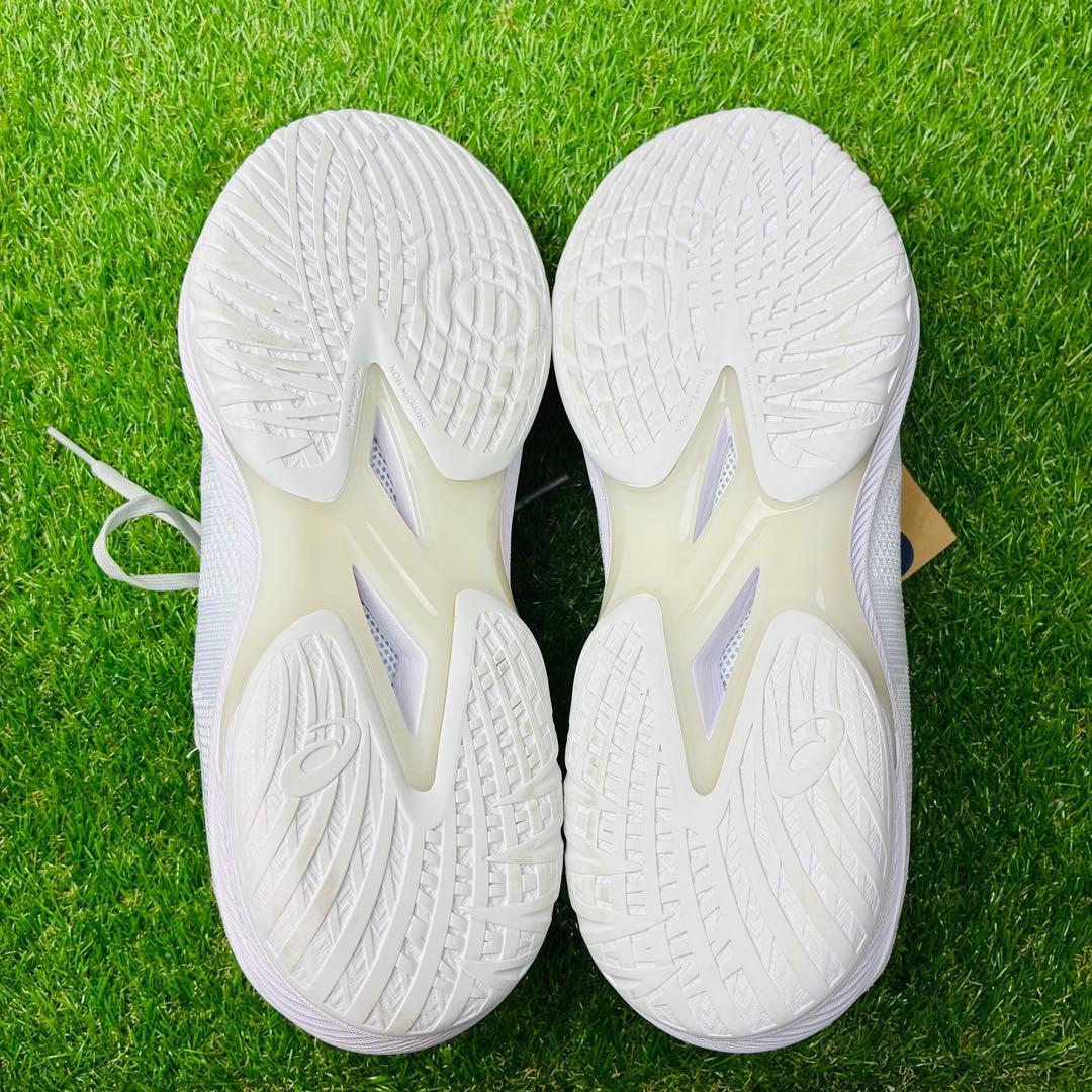 【タグ付き・試着のみ】asics GLIDE NOVA FF 3 バッシュ 29