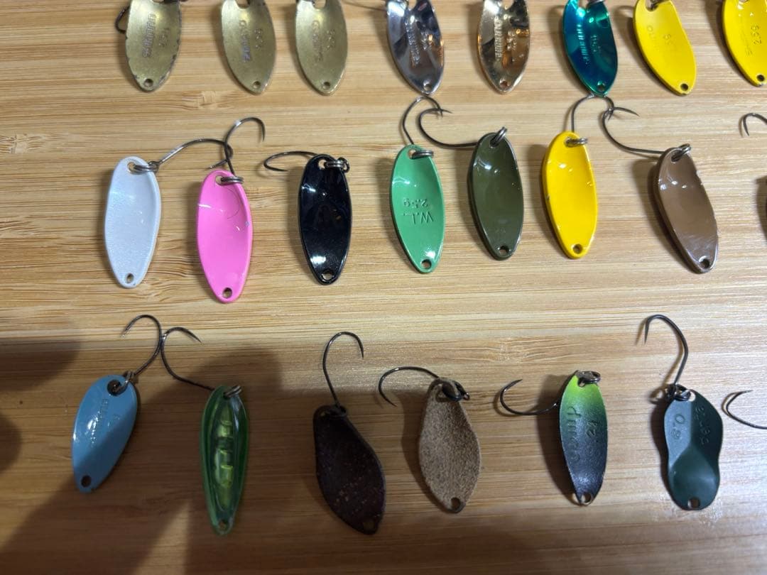 「お買い得」　エリアトラウト　管理釣り場　スプーン55枚セット