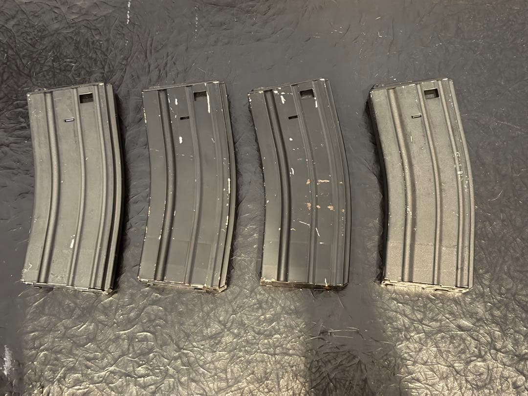 東京マルイM4、カスタム　マガジンおつけします！