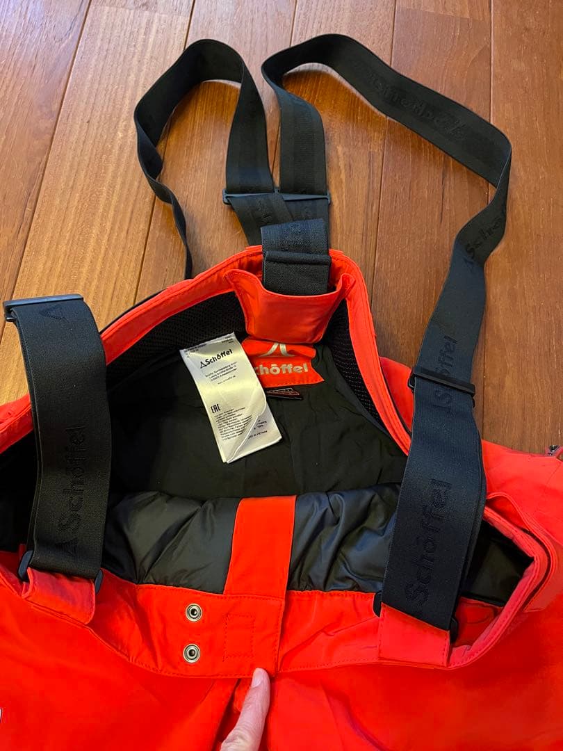 超美品！Schöffel 赤 スキーウェア サスペンダー付き Lサイズ - メルカリ