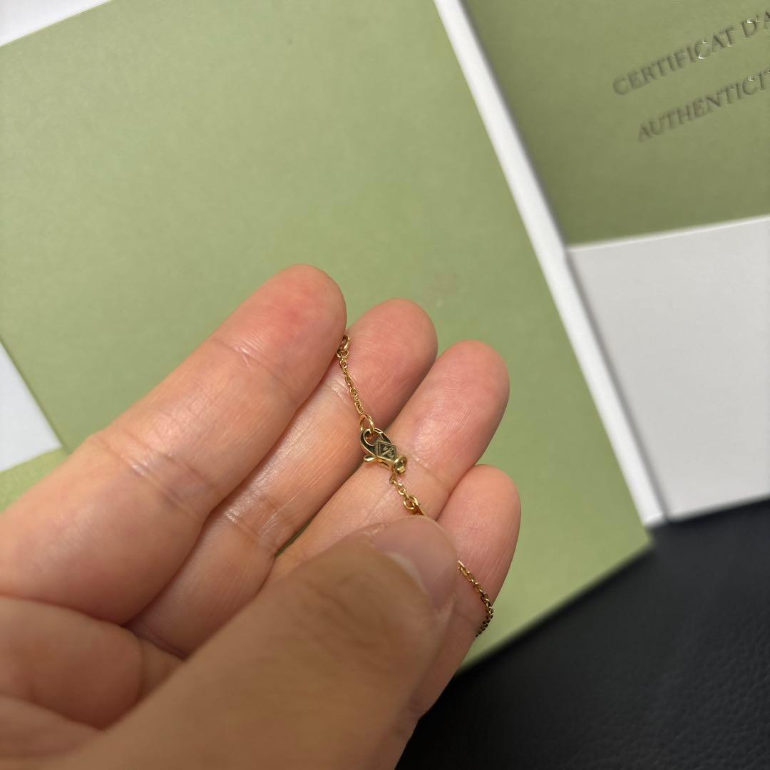 Van Cleef & Arpels スイートアルハンブラブレスレット白蝶貝