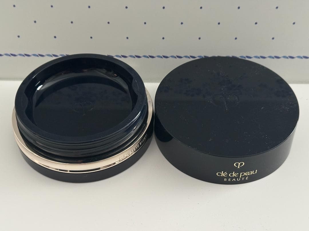 クレドポーボーテ プードルトランスパラントｎ Ｍ ライト フェイスパウダー