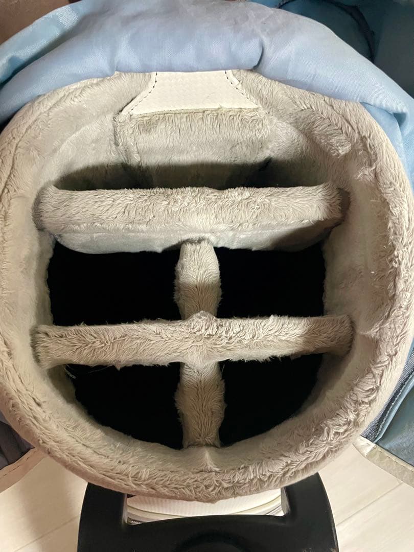 ゼクシオ　ローラー付き　キャディーバッグ　お買い得