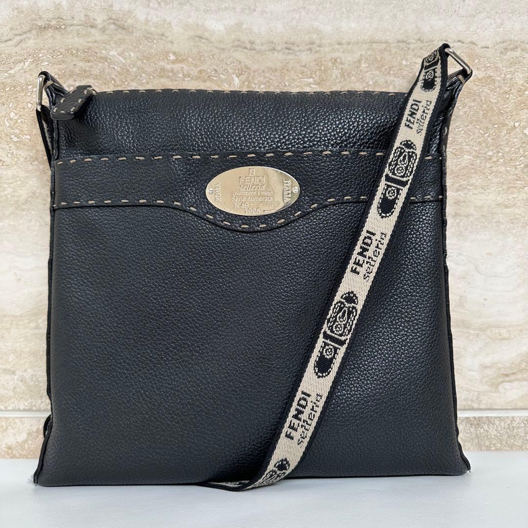 工場 直営 店ファッション - 【FENDI 】フェンディ/セレリアショルダー