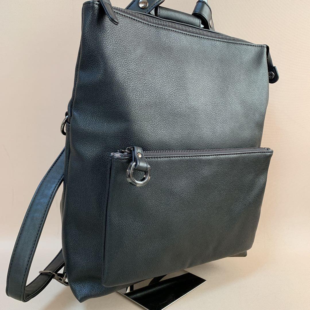 ear PAPILLONNER イアパピヨネ Dリュックマルチウェイバッグ　黒