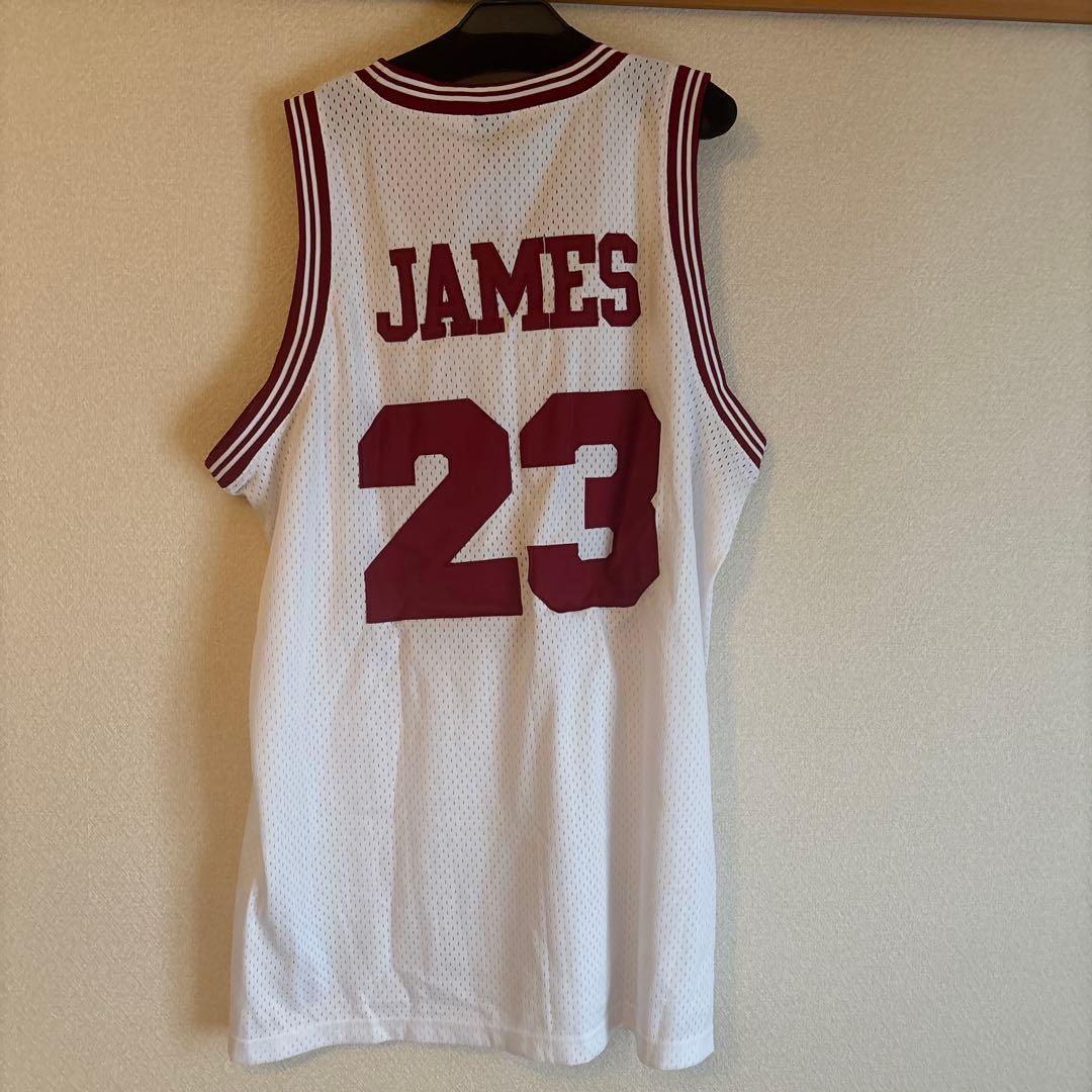 nike レブロンジェームズ　ユニフォーム