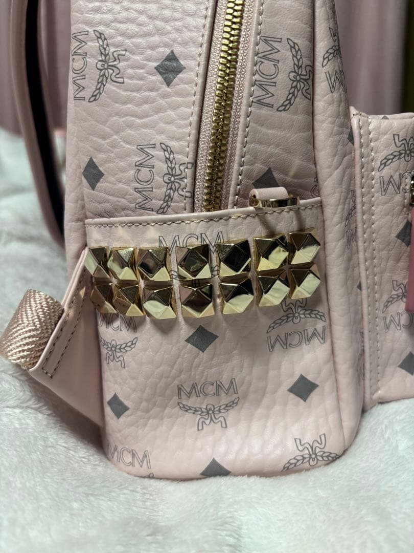 MCM ピンク リュック スタッズ付き　パウダーピンク　正規品