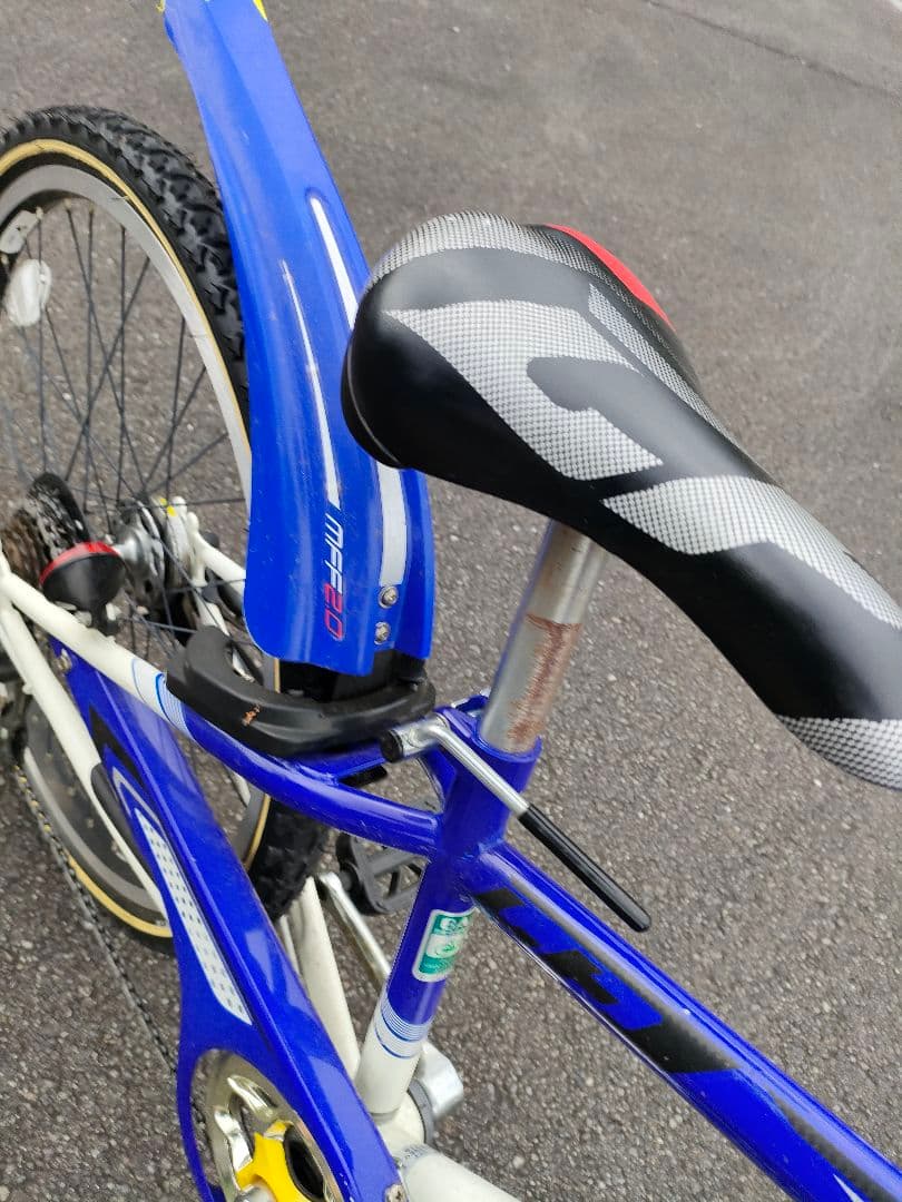 ブリヂストン　クロスファイヤ　ジュニア