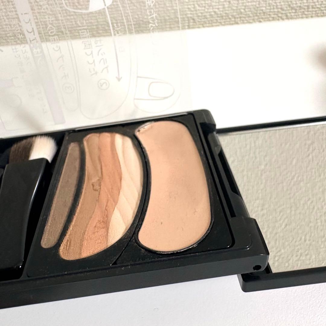 AUBE ブラシひと塗りシャドウN SC02 シースルーベージュ