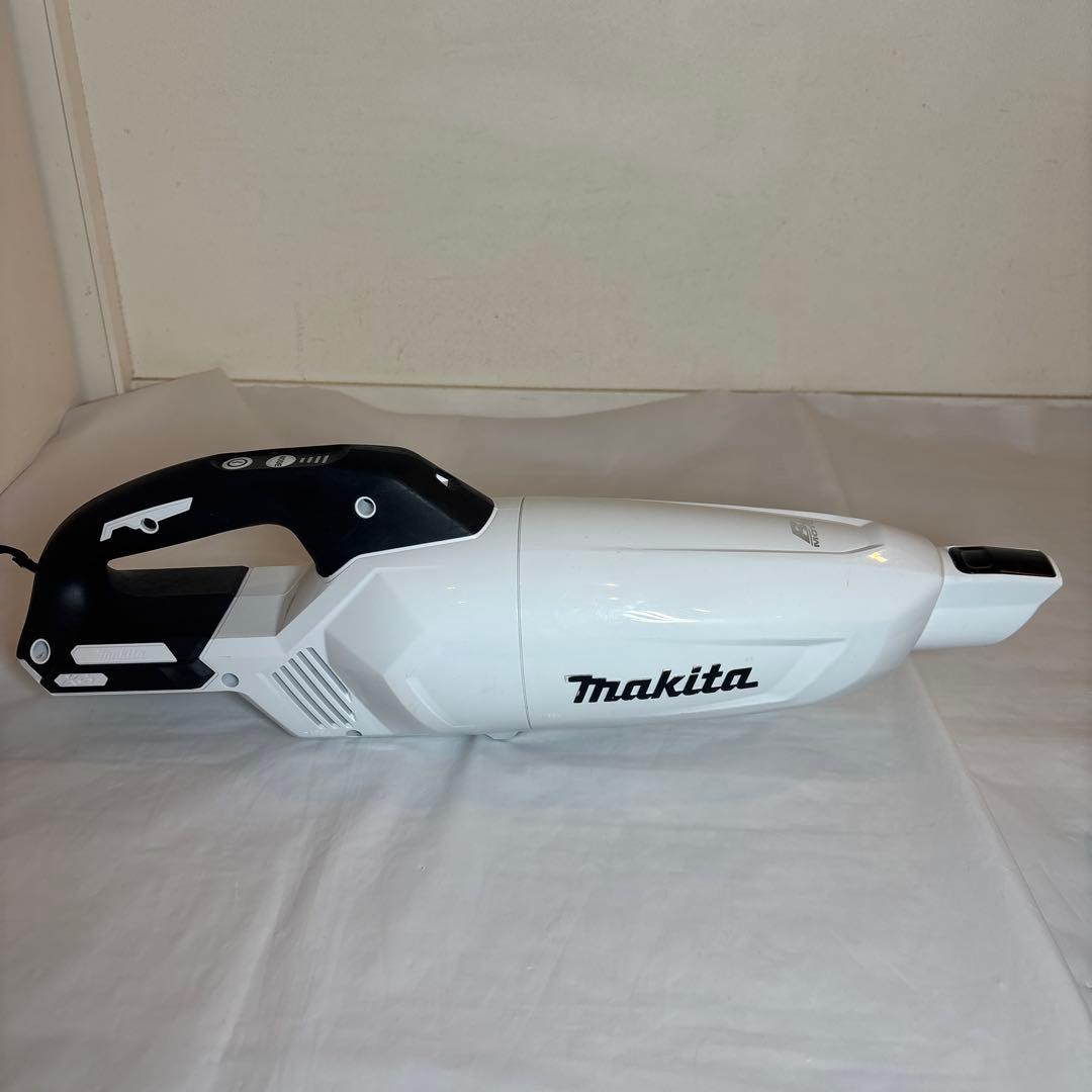 マキタ 40Vmax コードレススティッククリーナー　バッテリー充電器付き