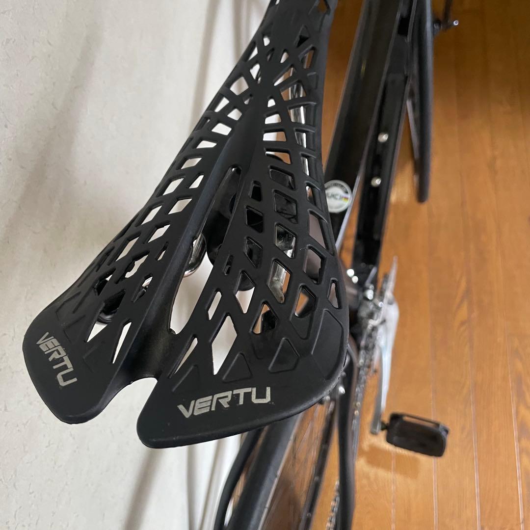 PINARELLO DOGMA カーボンブラック　F12 CF480 CC500