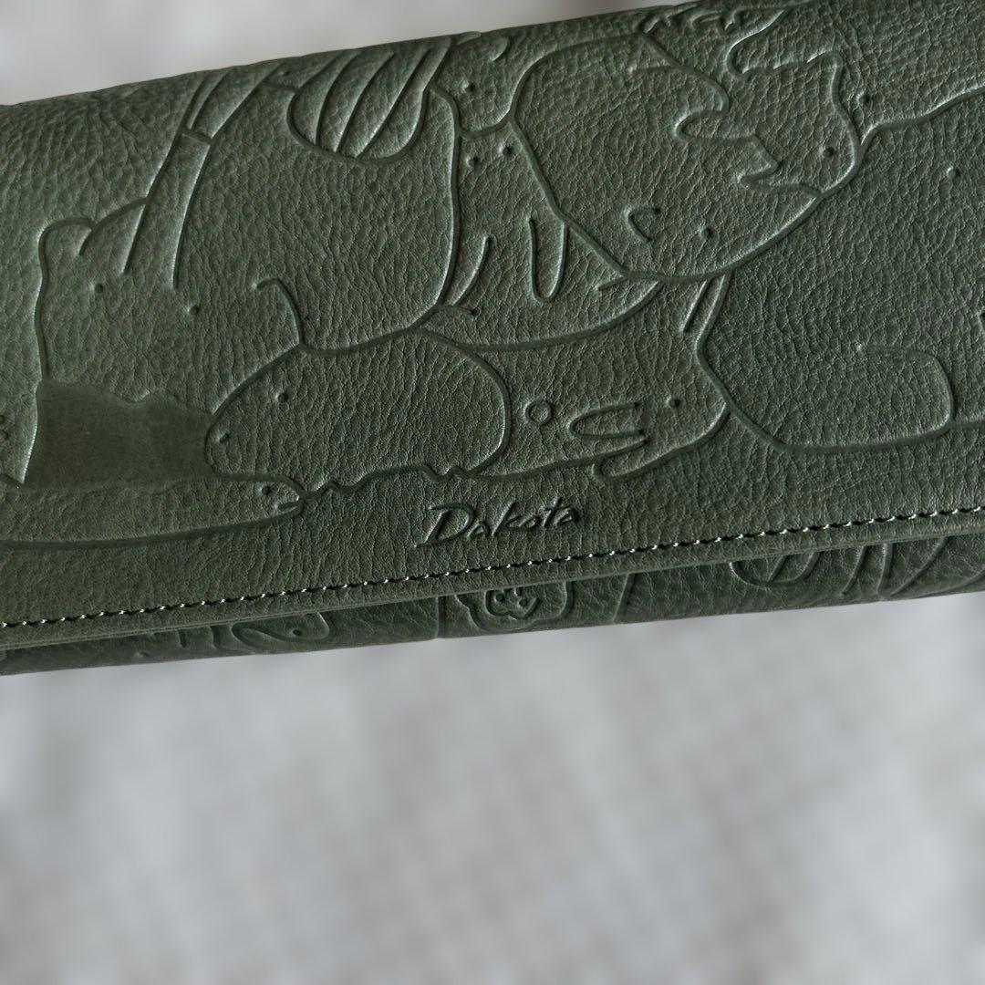 新品Dakota グリーン レザー 長財布 動物エンボス加工