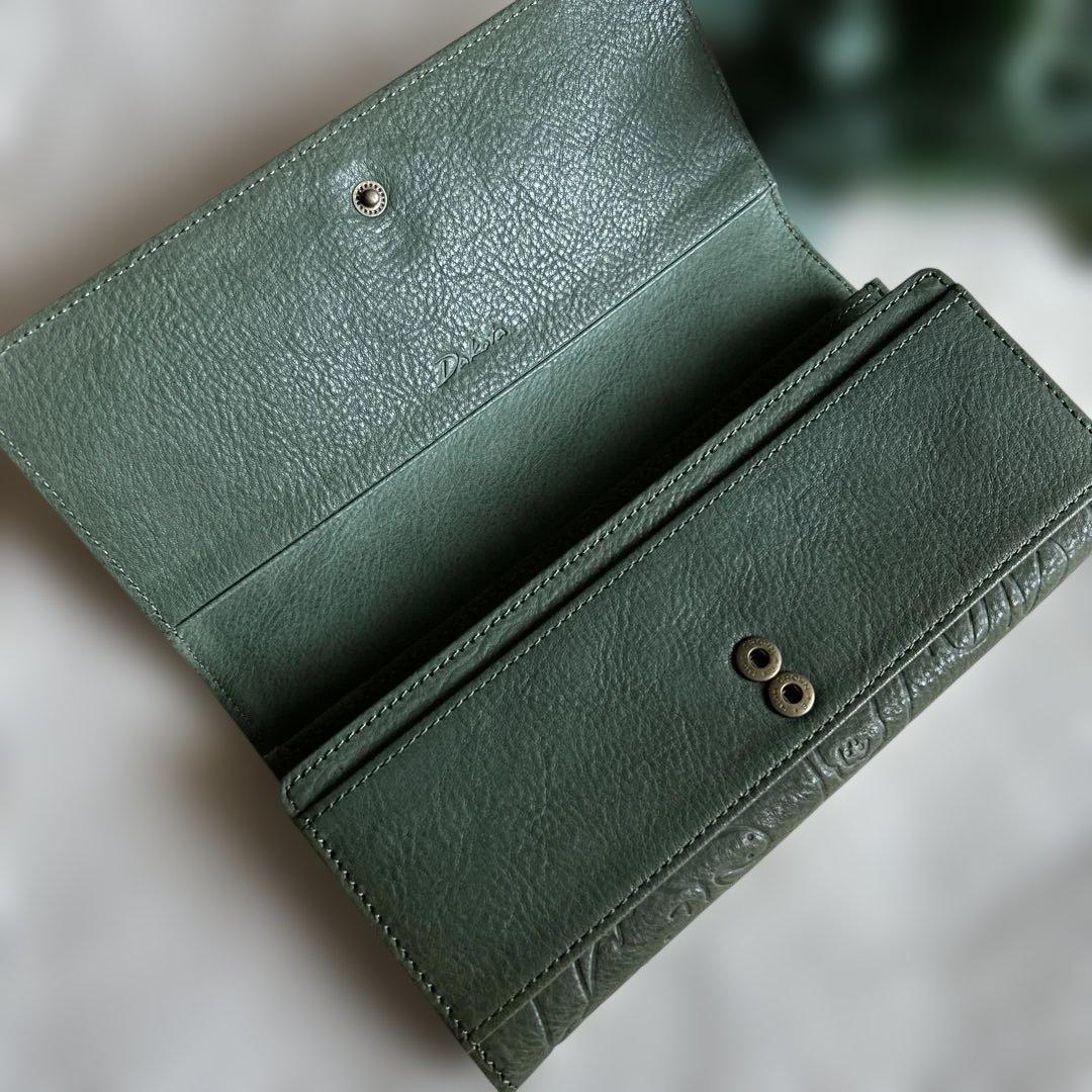 新品Dakota グリーン レザー 長財布 動物エンボス加工