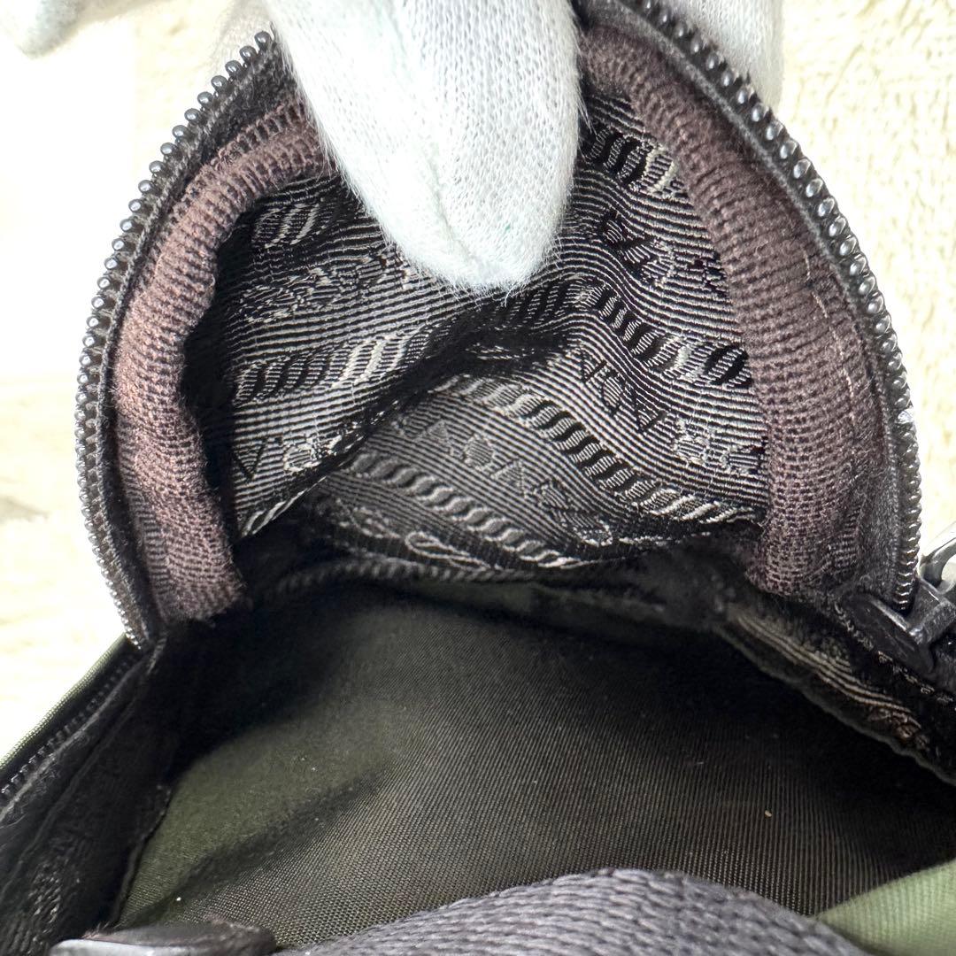 プラダ リュック 三角ロゴ ナイロン 巾着 カーキ フラップ ダブルポケット