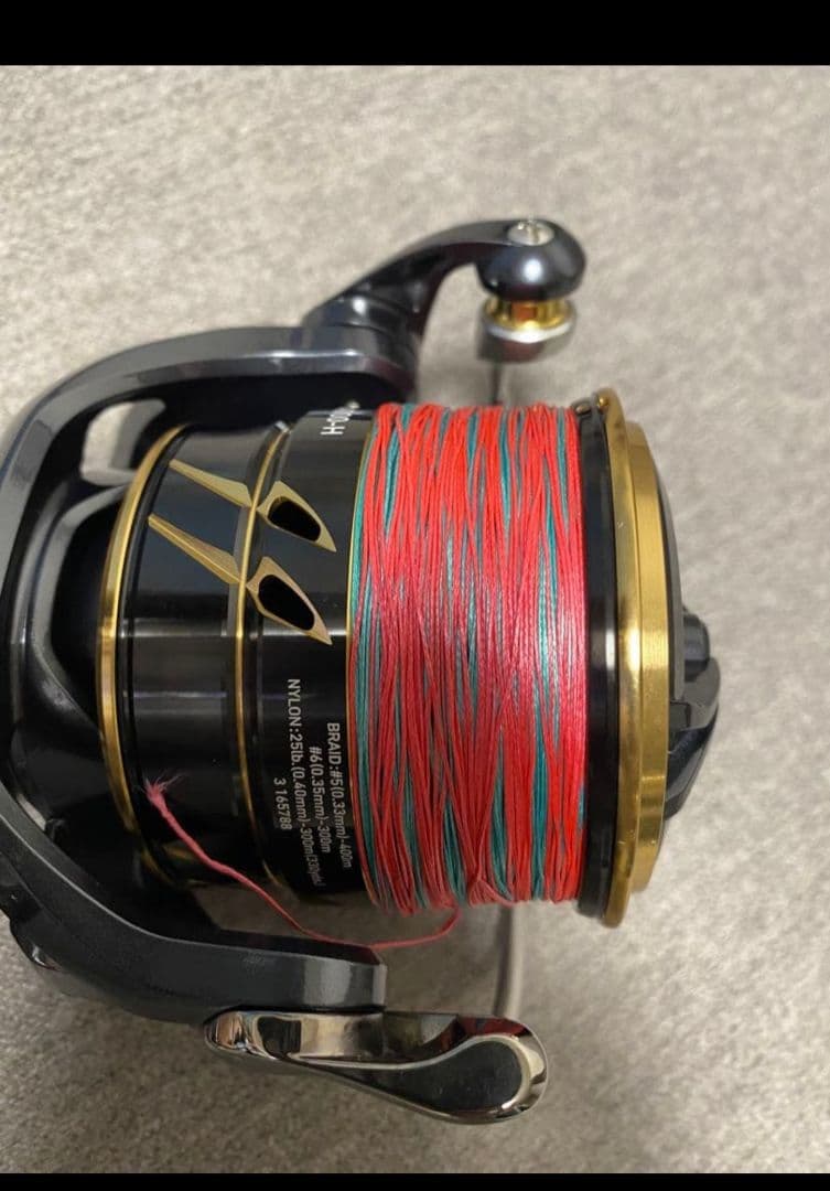 スピニングリール ブラック/ゴールド