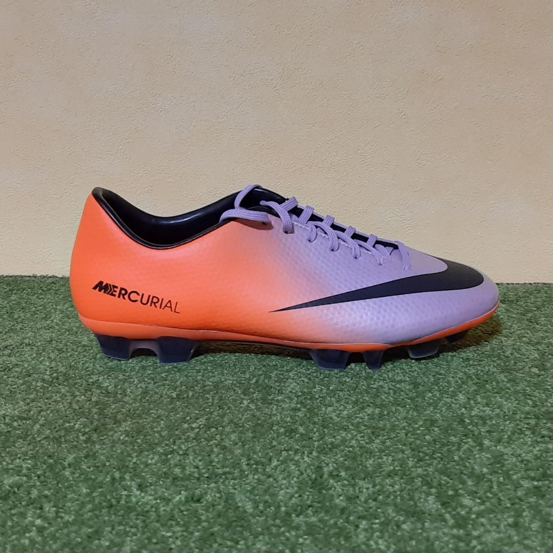 新品 サッカースパイク ナイキ マーキュリアル HG 激レア 廃盤 26.0cm
