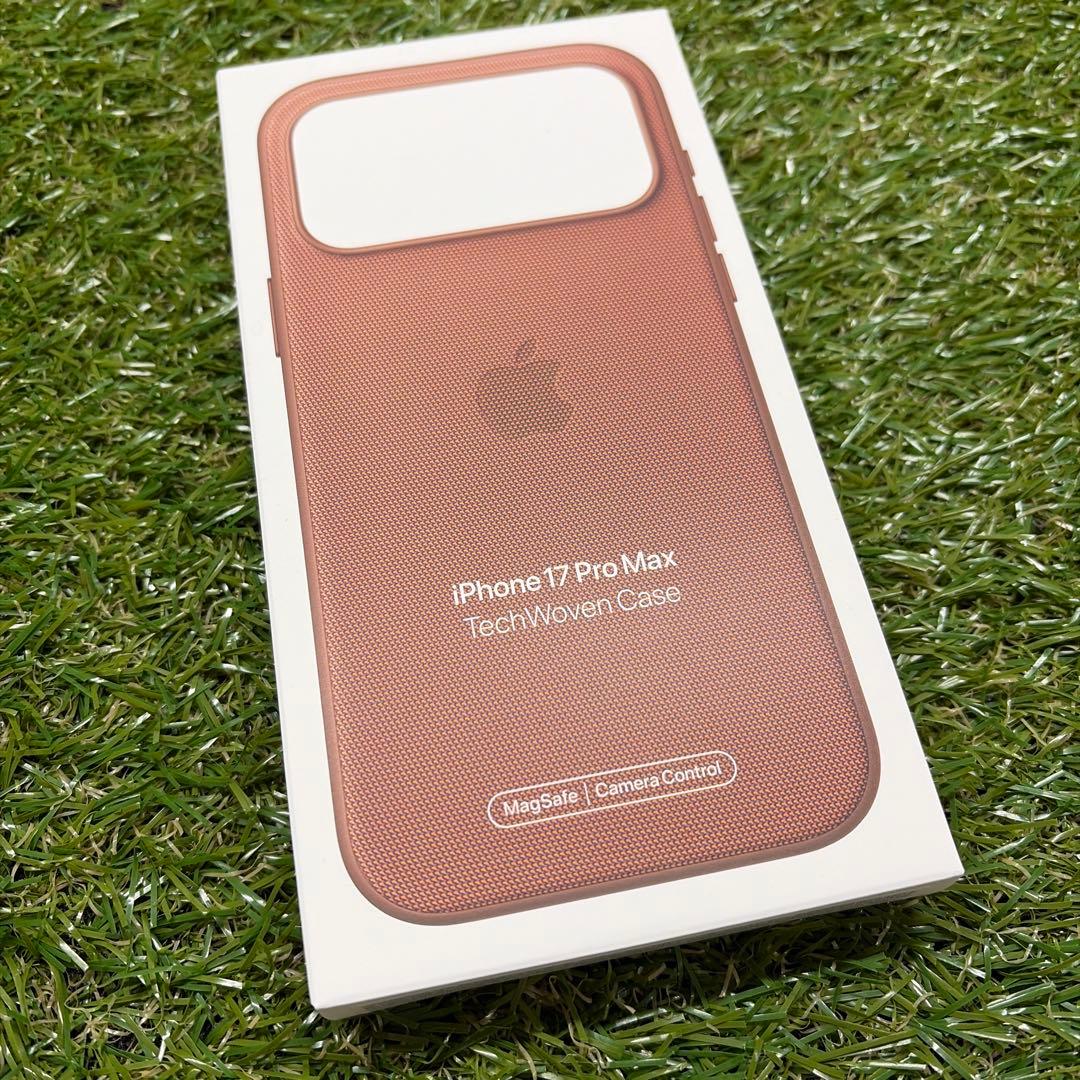 iPhone 17 Pro Max Tech Woven Case 新品未開封 iPhone 17 Pro Max TechWoven Case with MagSafe - Green - Apple