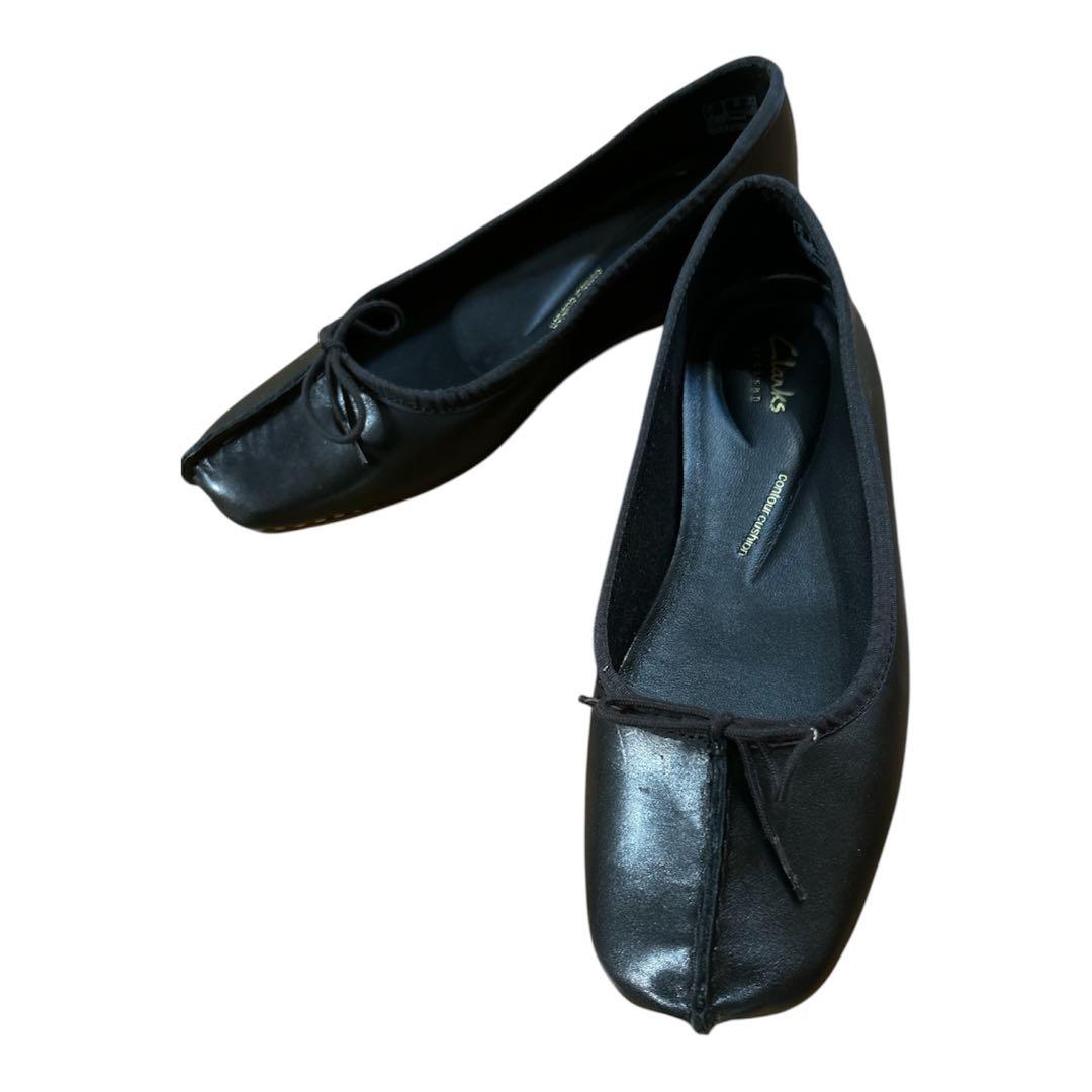 【美品】　クラークス　パンプス　ブラック　黒　リボン　バレーシューズ　24㎝