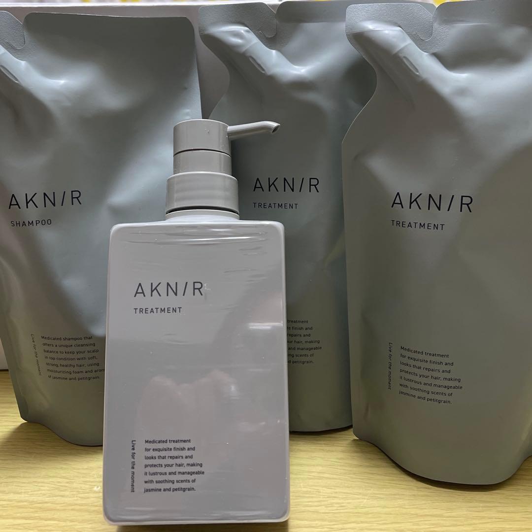 AKNIR シャンプー詰替×1とトリートメントボトル×1、詰替×2