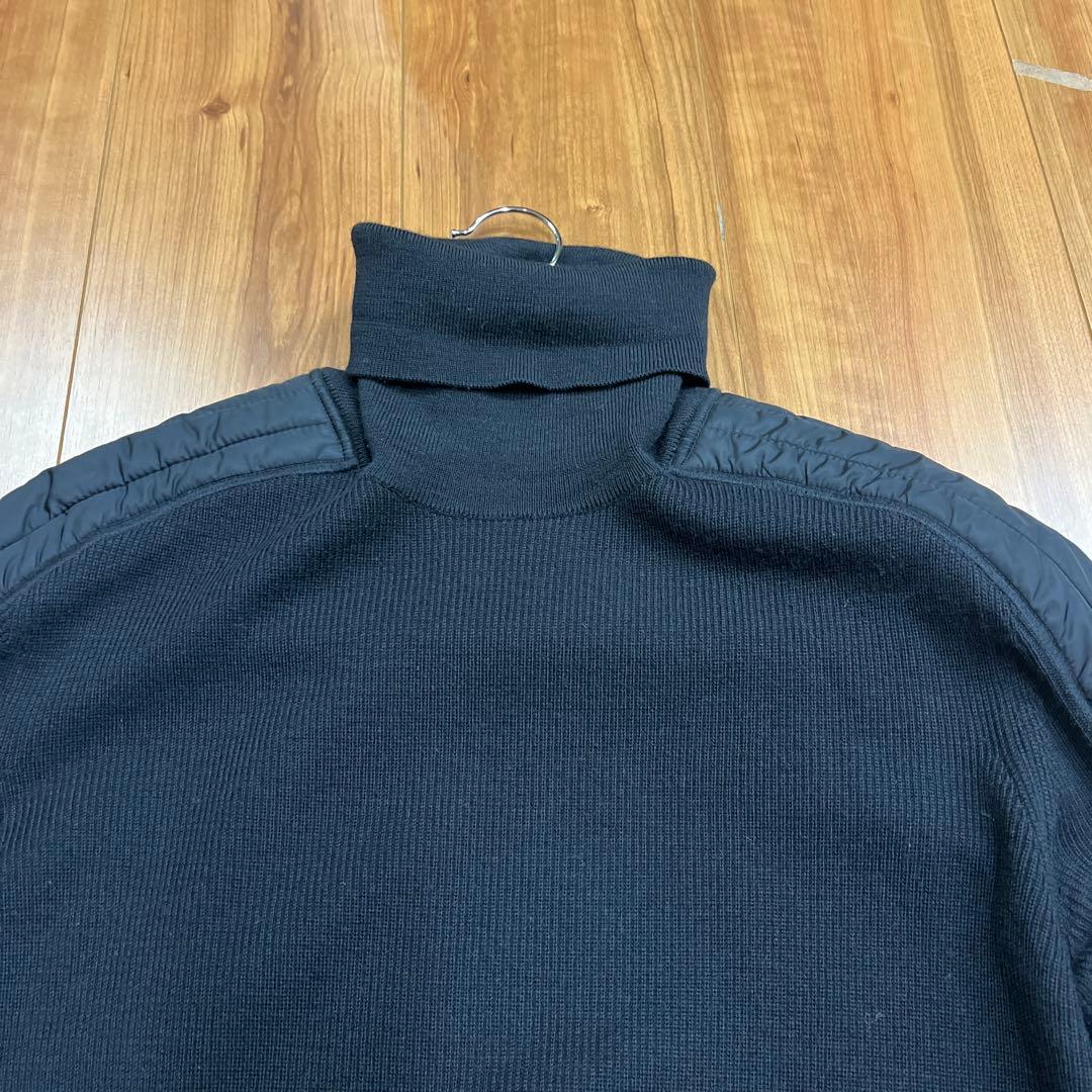 モンクレール　moncler ブラック タートルネックニット