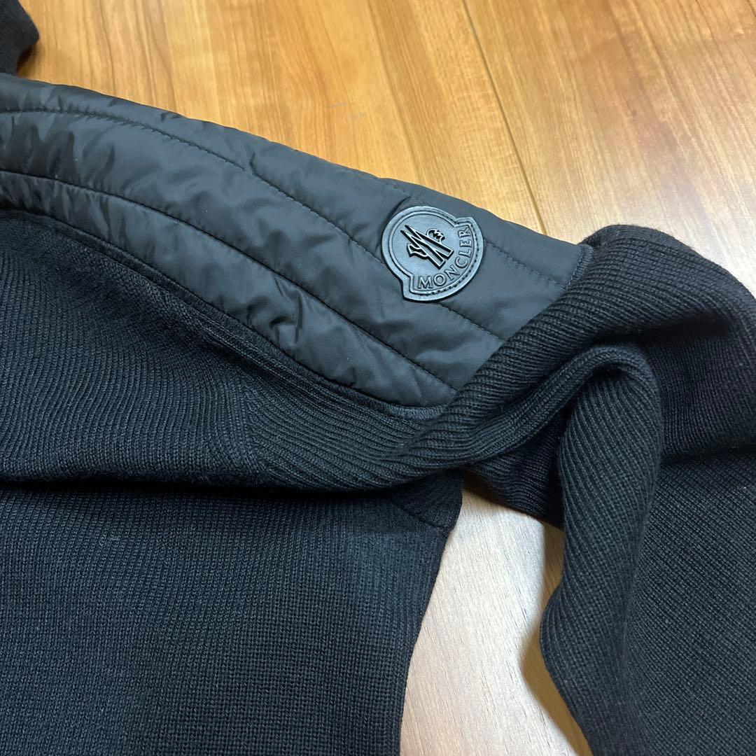 モンクレール　moncler ブラック タートルネックニット