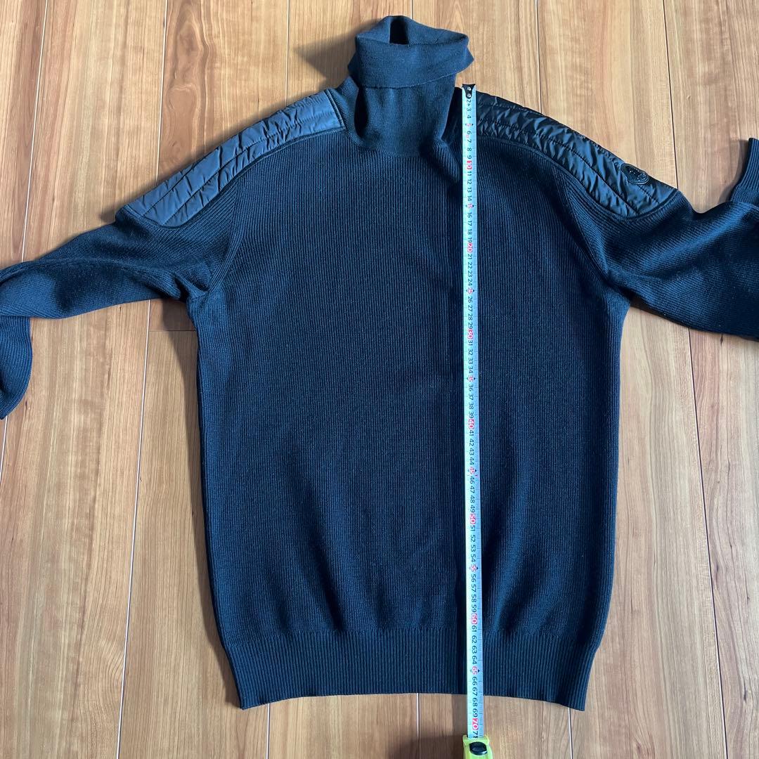 モンクレール　moncler ブラック タートルネックニット