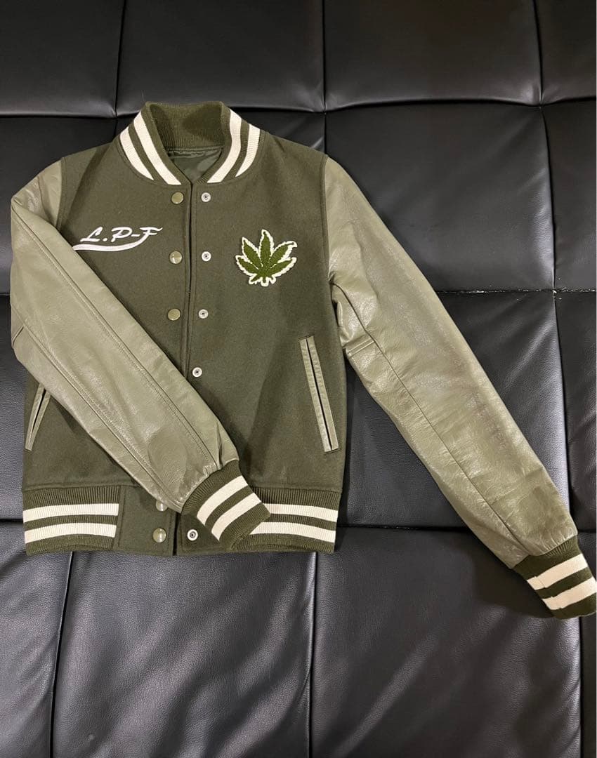 ルシアンペラフィネ スタジャン オリーブグリーンRin様 ルシアン