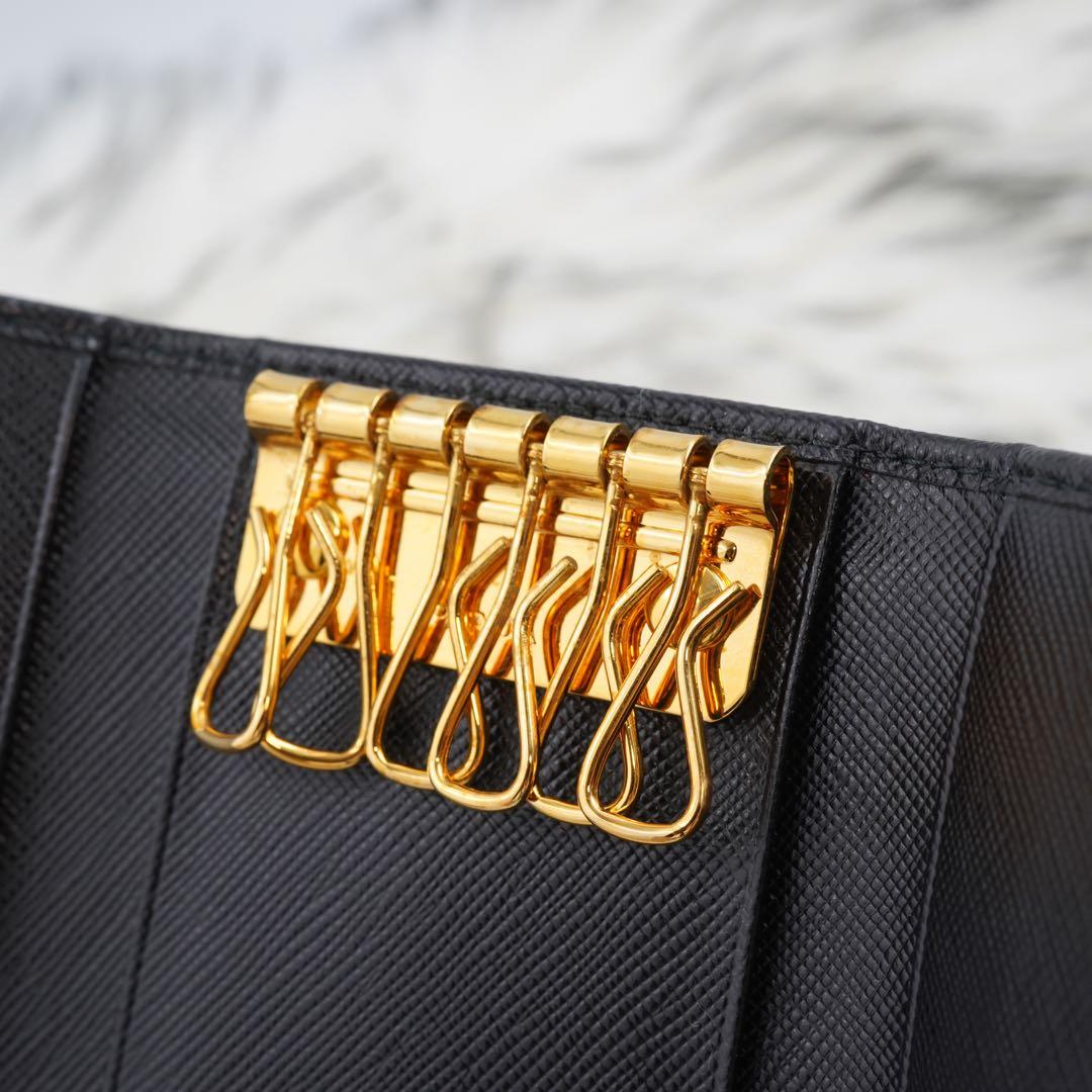 新品未使用品　箱付き　PRADA プラダ　キーケース　サフィアーノ　ブラック