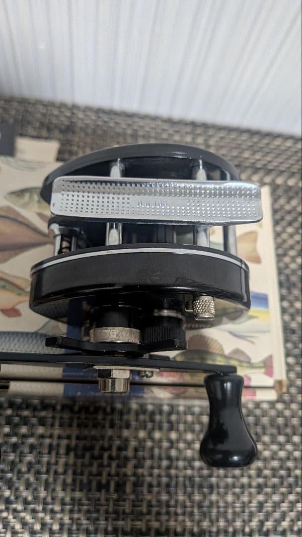 極美品 abu 1000 アブ 1000c 83年式 アブガルシア