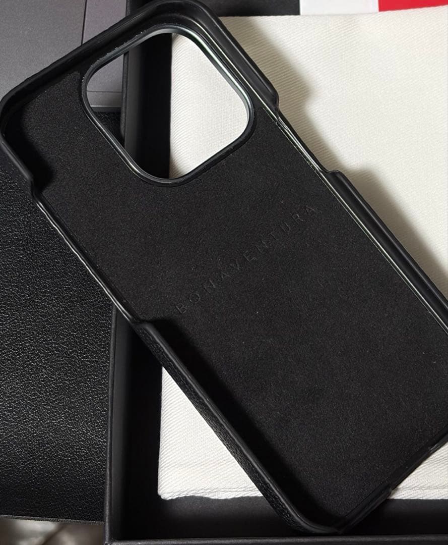 Bonaventura iPhone15 pro バックケース ブラック