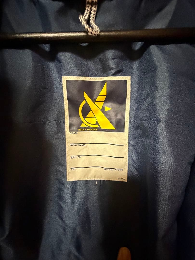 おまけ付き！　Helly Hansen フード付き　スノーボード　スキー