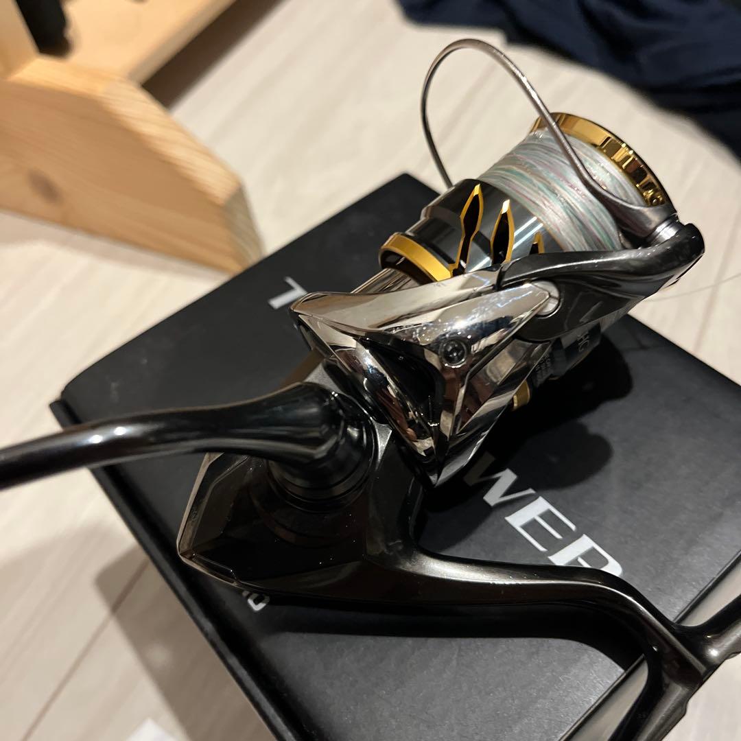 最終値引き！シマノ　20ツインパワー2500shg