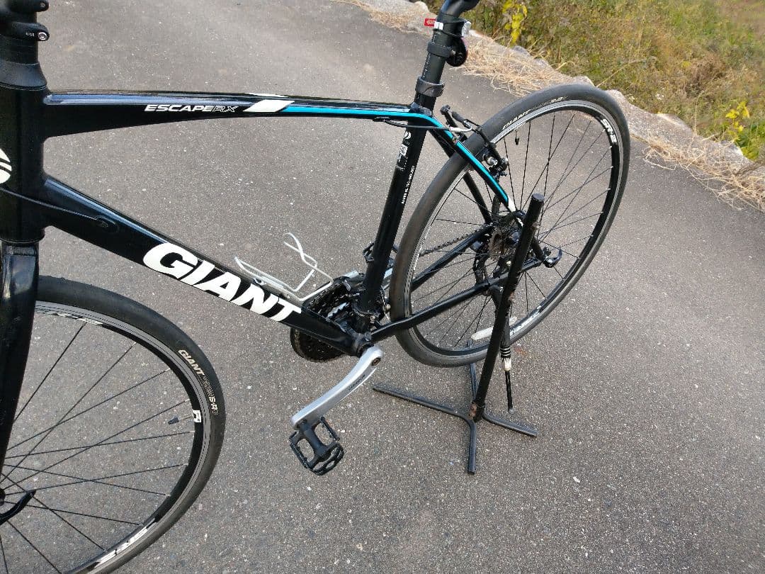 GIANT 　 ジャイアント 　ESCAPE 　クロスバイク 　エスケープ　RX