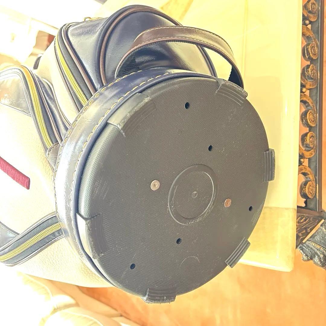 TOMY  キャディバッグ ホワイト・ブラック貴重品