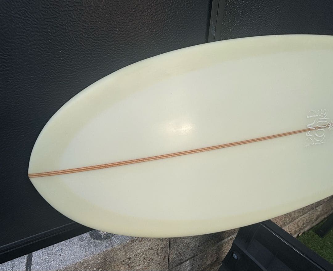 中古 美品 Deadkooks デッドクークス Salty 7'2 ベージュ - メルカリ