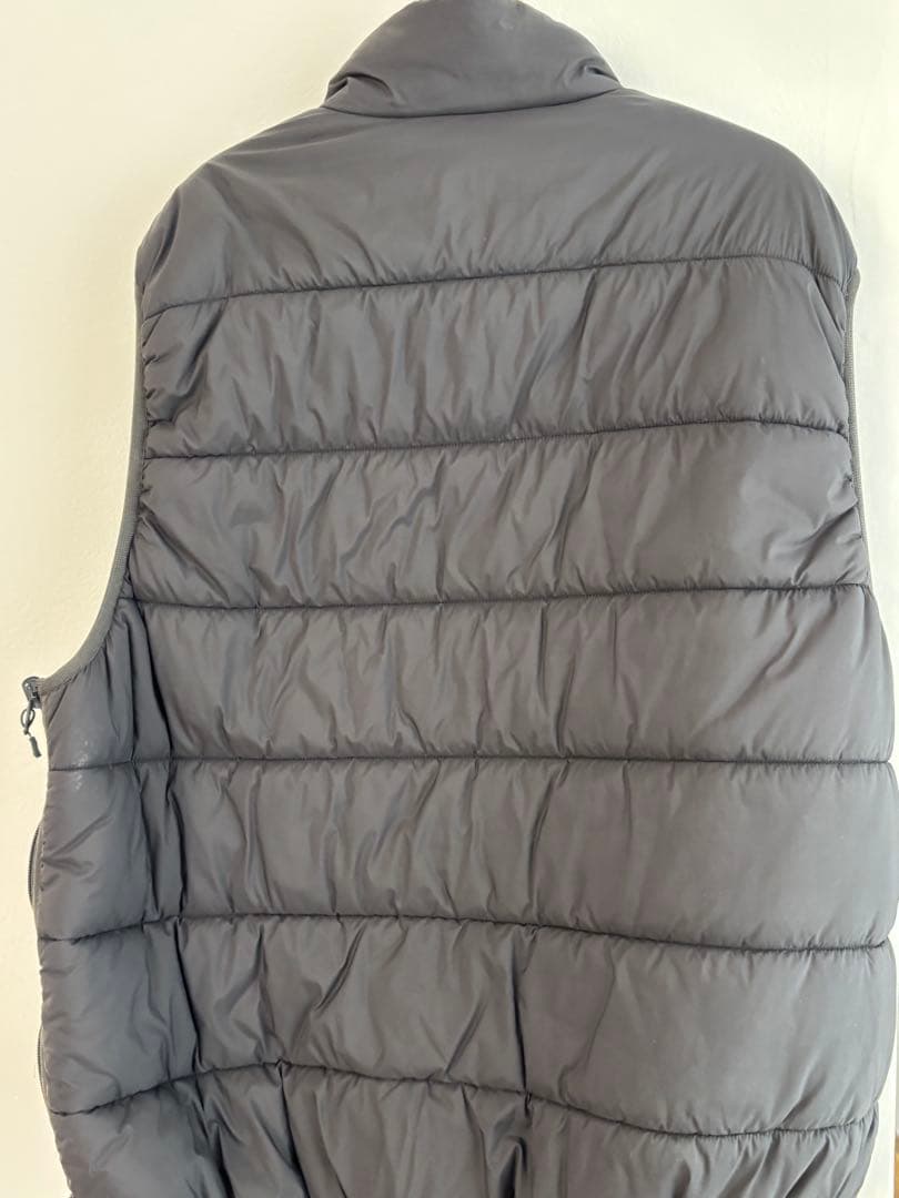 【値下げ】ダイワピア39 リバーシブルベスト チャコール Lサイズ アウター