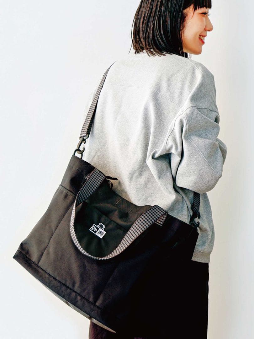 新品 ファミリア familiar ニューエラ NEW ERA ボディバッグ - メルカリ