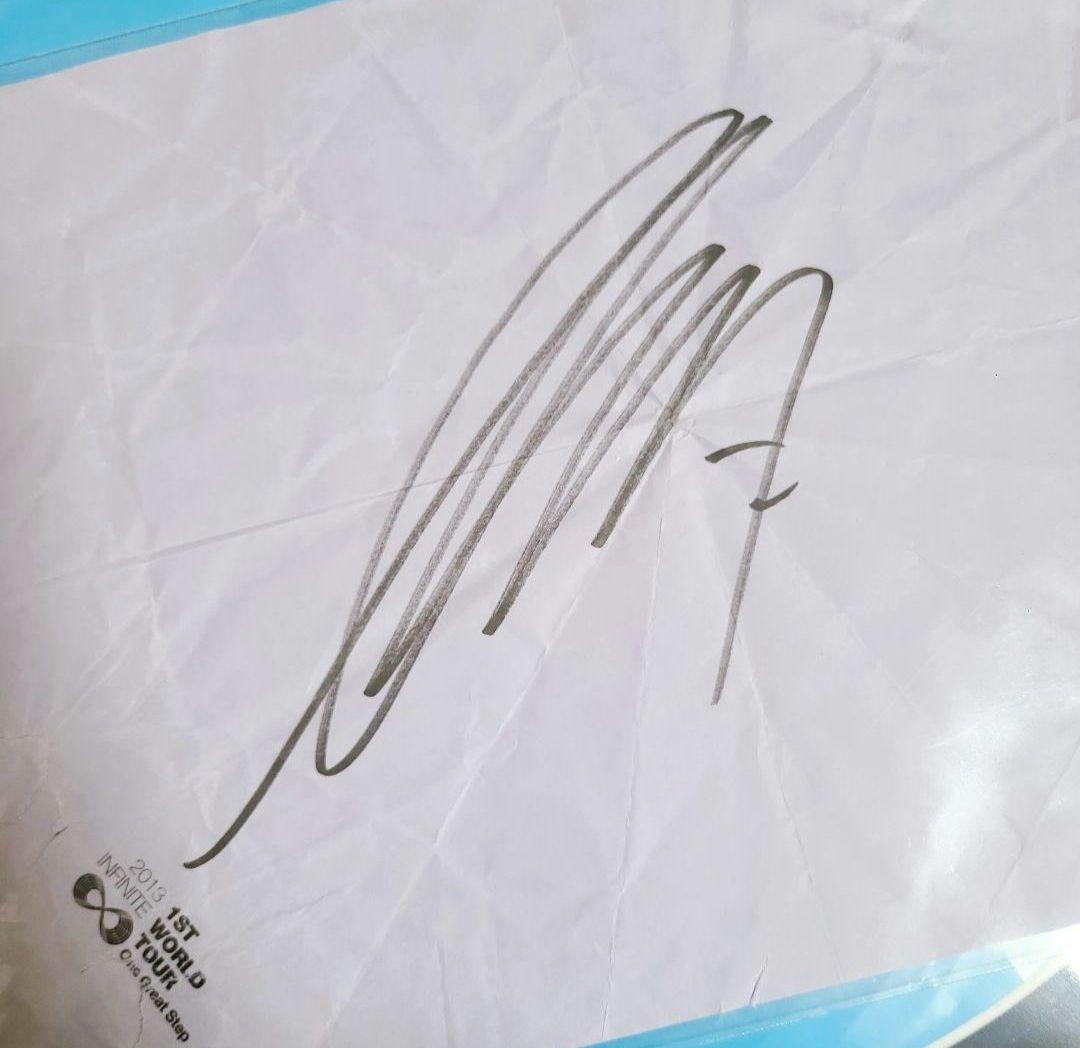 ソンギュ サイン入り 紙飛行機