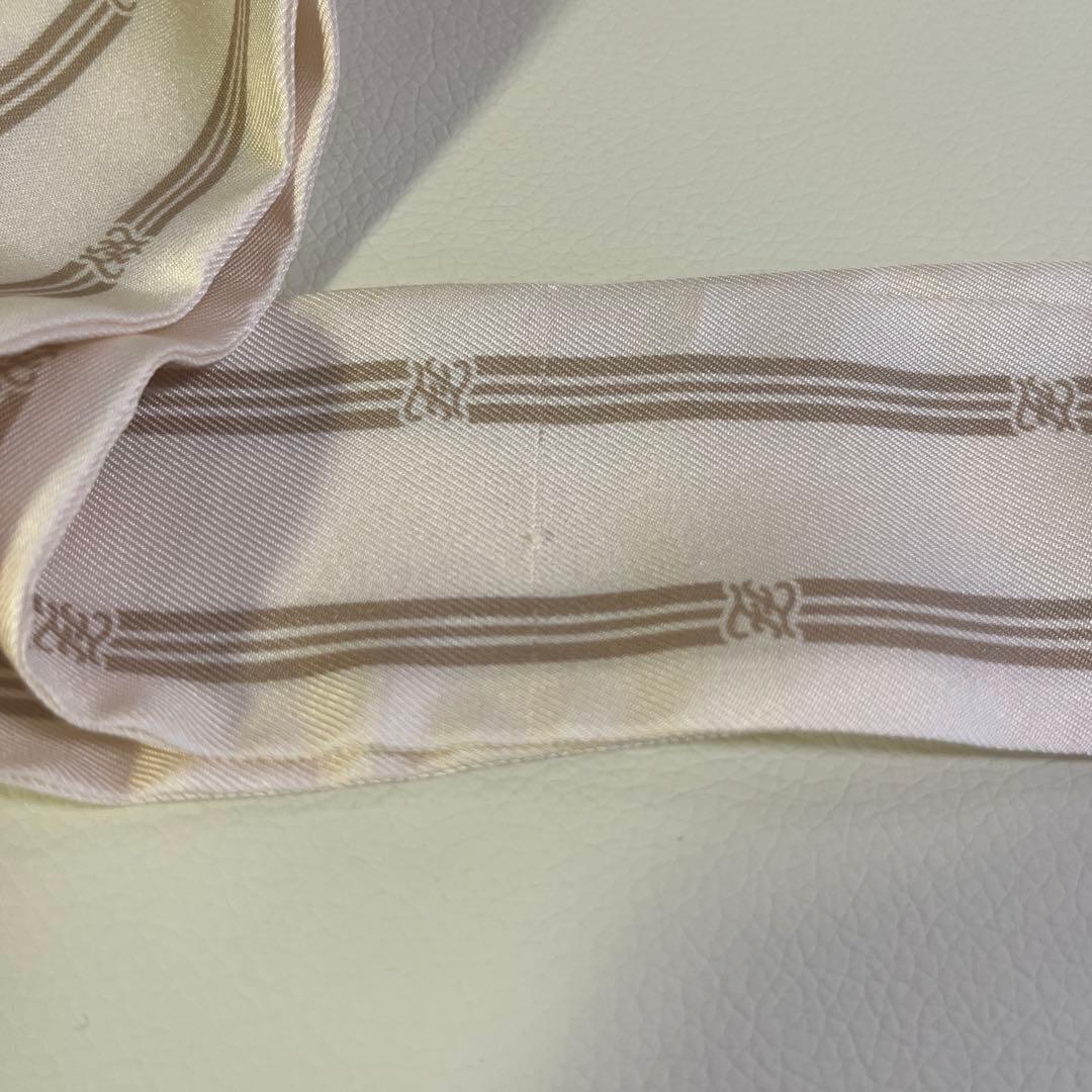 美品FENDIラッピー