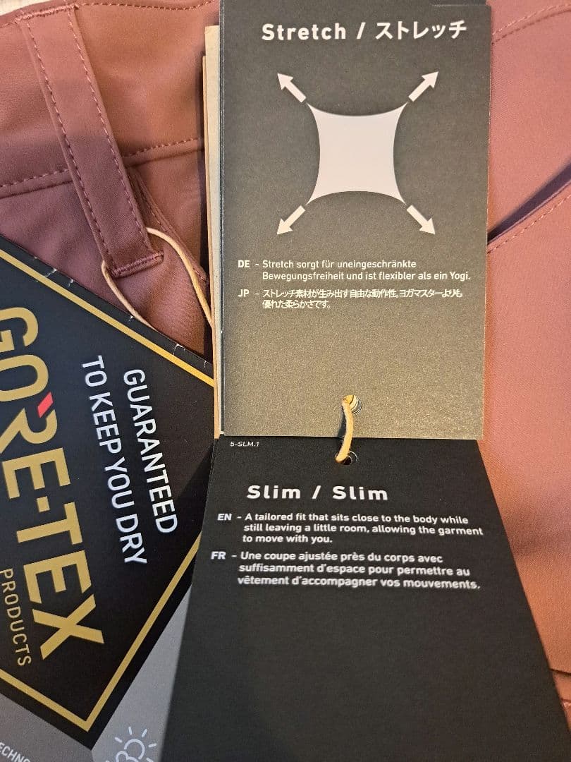 新品未使用　 バートン　GORE-TEX スノーボードパンツ　レディース