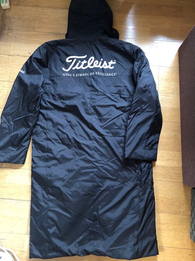 お値下げしました 新品未使用 タイトリスト ベンチコート XL - メルカリ