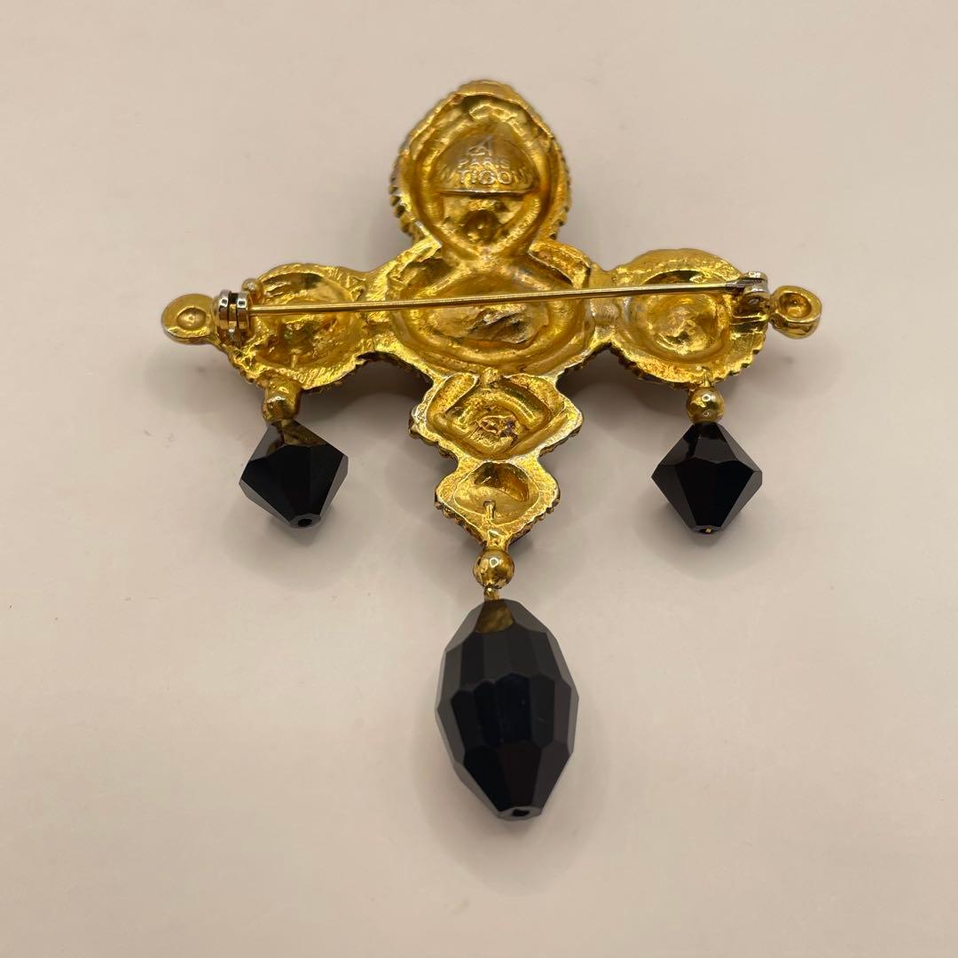 TH-M0546 ANTIGONA アンティゴナ ブローチ ゴールド - メルカリ