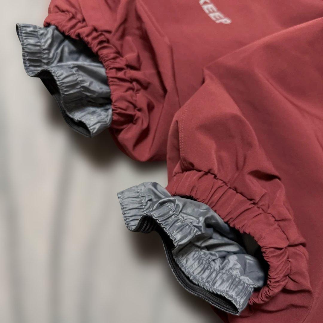 試着のみ 上下2点セット S スノーボードウェア スキーウェア COSPLEE